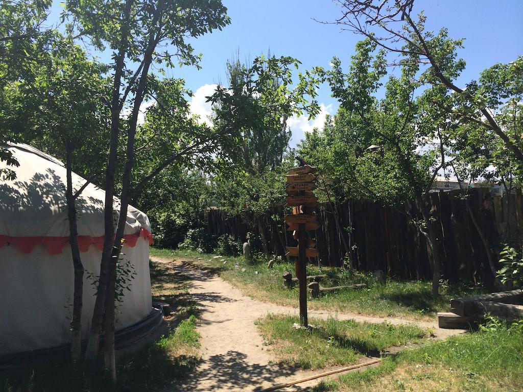 Arista Yurt Camp Otel Karakol Oda fotoğraf